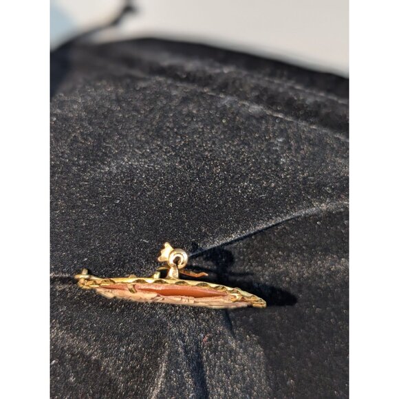 Antique Composite Cameo American made gold tone pin or pendant - Picture 7 of 7